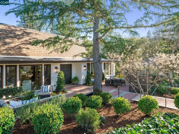 32 Hacienda Cir, Orinda, CA 94563