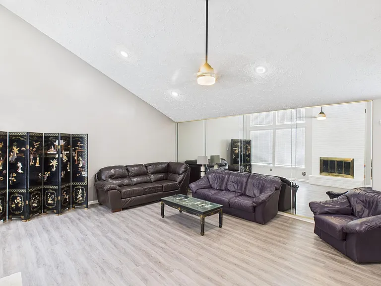7611 Hopewell Ln — Photo 7