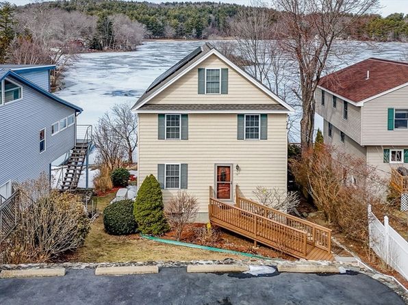 Property image for 10 Bumpy Ln, Methuen, MA 01844