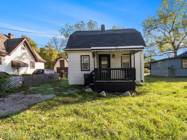 2021 Brooks St, Flint, MI 48507