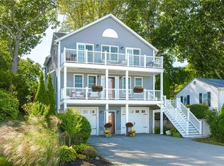 11 King Philip Ave, Bristol, RI 02809