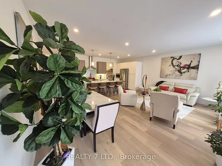 9150 Willoughby Dr #40 — Photo 17