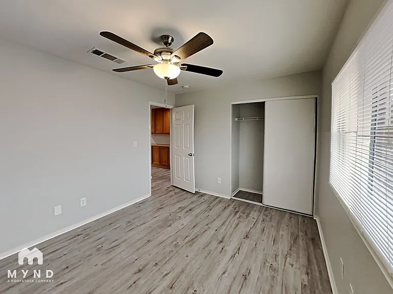 245 Farlin Cir — Photo 25