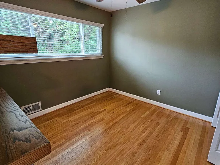 31400 Lyons Cir W — Photo 23