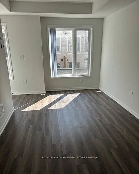 151 Honeycrisp Cres #Townhouse 177 — Photo 5