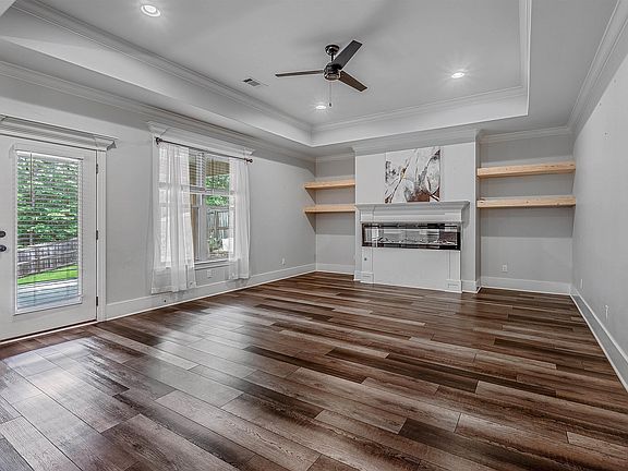 4th image of 147 Ridgeview Trl