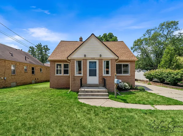 3289 Earle Ave SW, Grandville, MI 49418