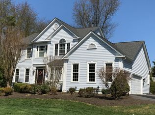 1877 Cold Creek Ct, Vienna, VA 22182