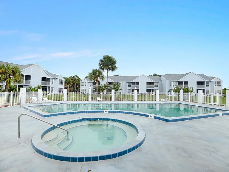 7220 N Highway 1 #201 — Photo 24