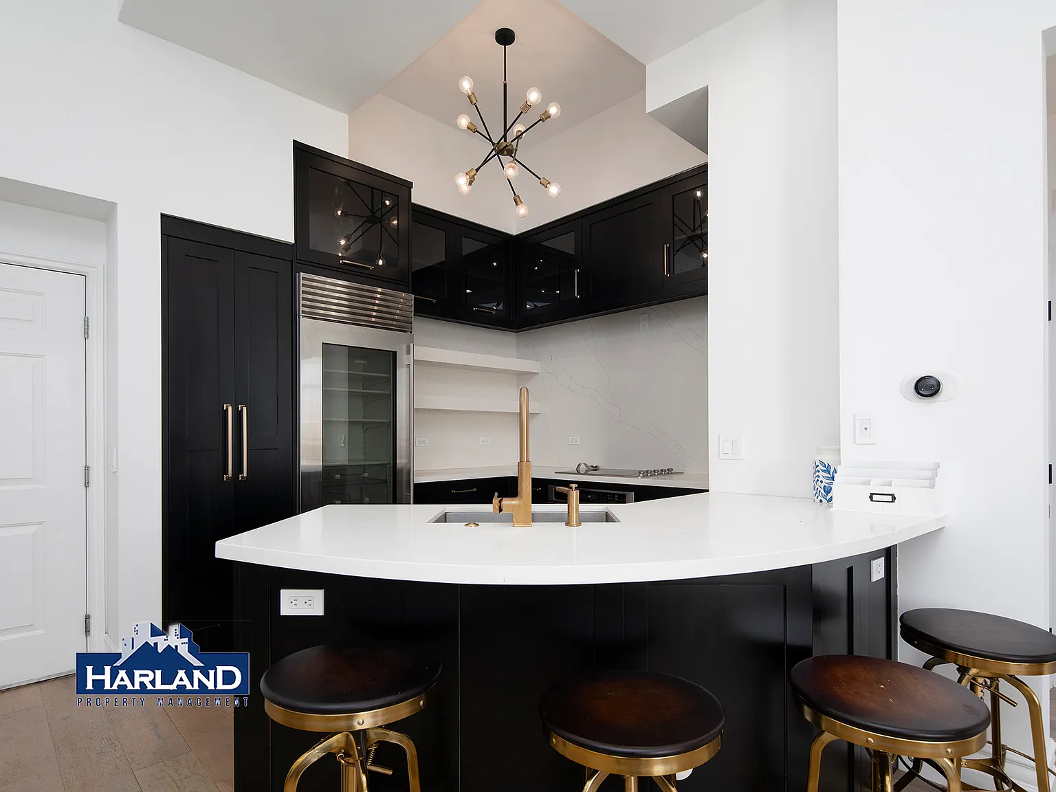 9253 Regents Road - A401 — Photo 3