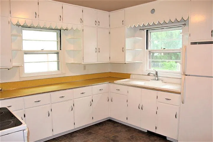 3 bed, 1020 sqft, $1,365 — Photo 3