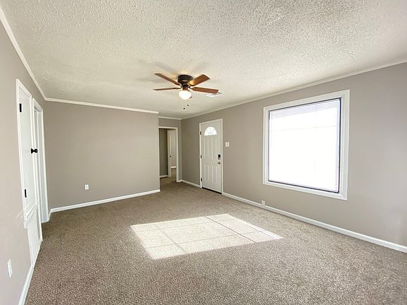 3rd image of 305 W 19th St