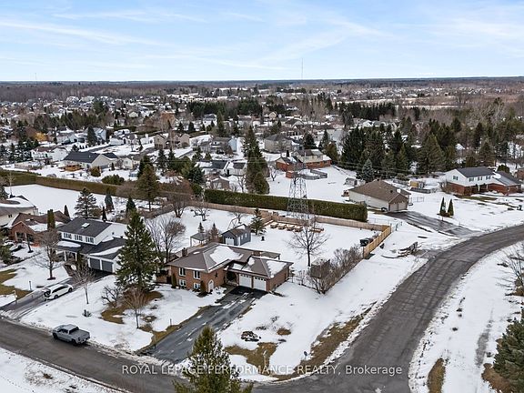 3rd image of 7028 Shadow Ridge Dr