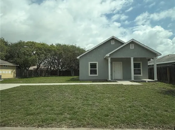 104 Pelican Ave, Aransas Pass, TX 78336