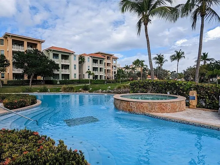 75 Ocean Dr #341 — Photo 24