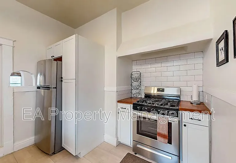 219 Stover Ave SW — Photo 7