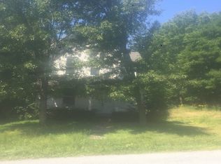 147 Gravity Rd, Lake Ariel, PA 18436