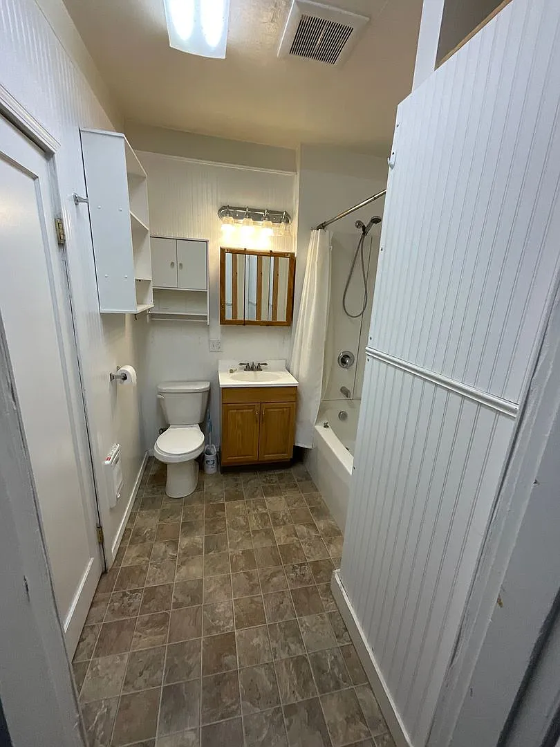 2304 N. Fir Street, La Grande, OR 97850 — Photo 2