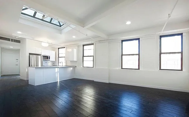 Rented by Bold New York | media 12