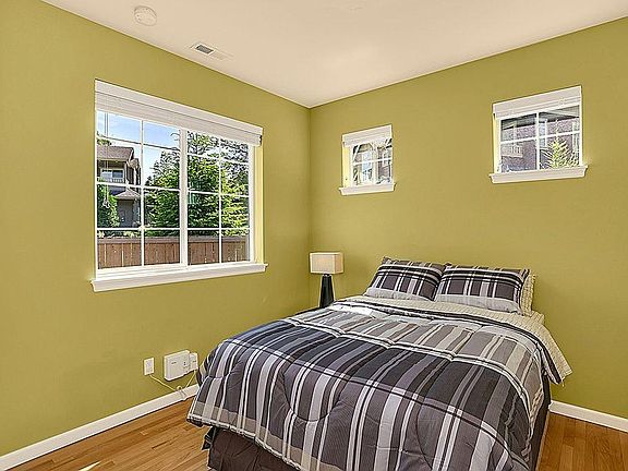 2nd image of 8457 137th Pl NE