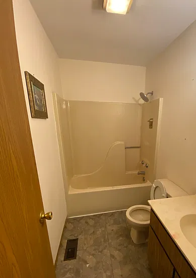 2 bed, 1.5 bath, $1,000 — Photo 4