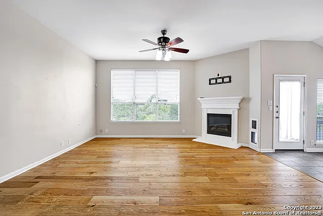 12943 Palatine Hl — Photo 6