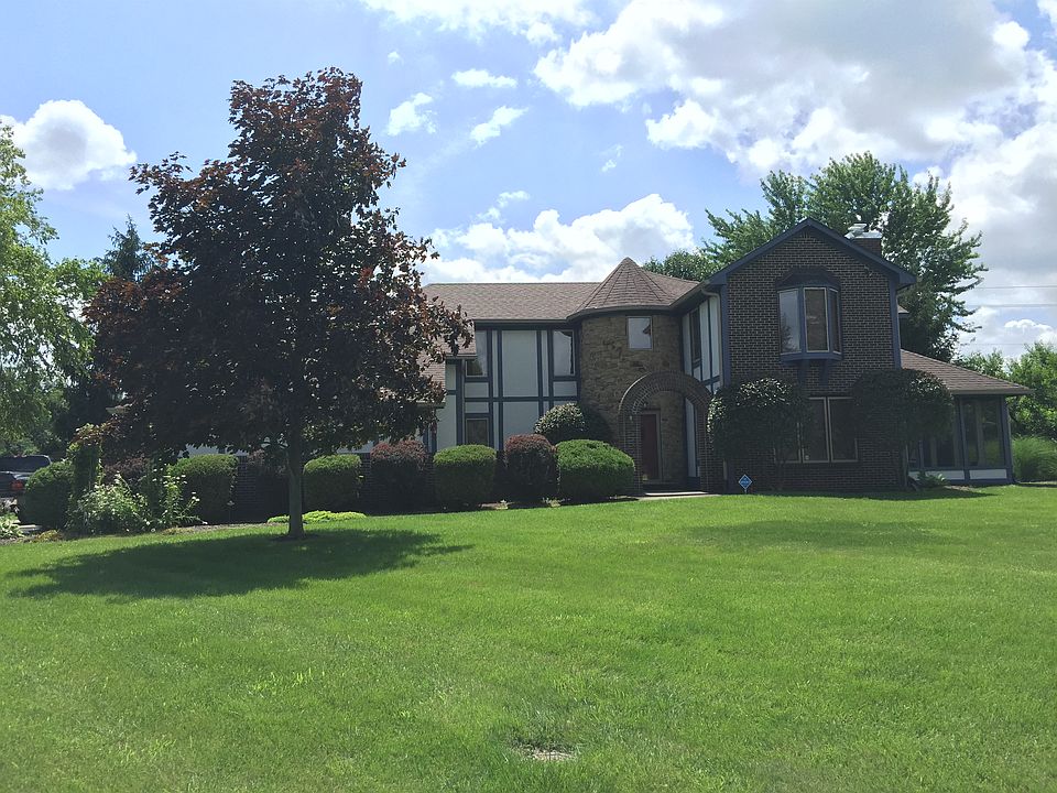 1st image of 1950 Valley Brook Dr