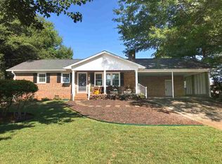 208 S Johnson St, Landrum, SC 29356