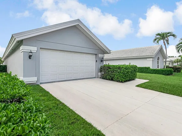 2390 Saratoga Bay Drive, West Palm Beach, FL 33409