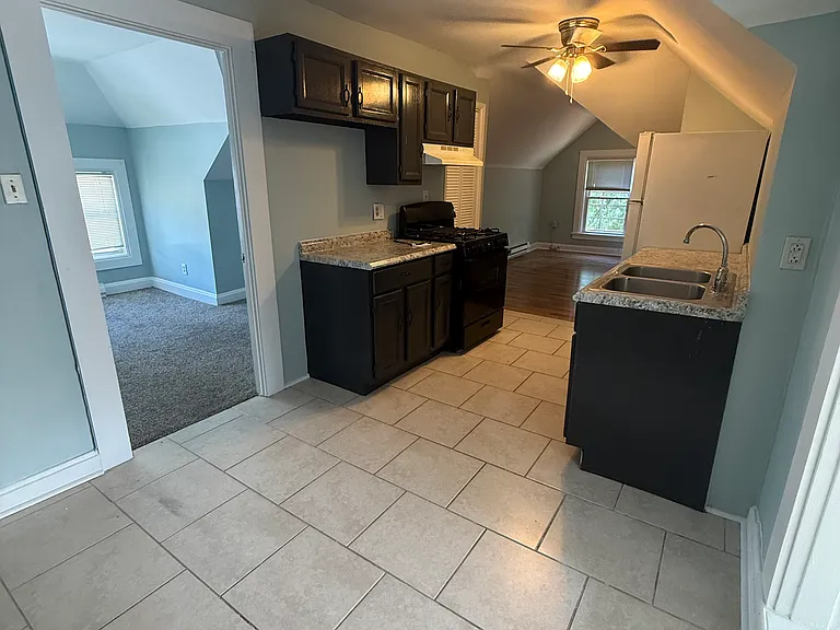 1349 Lincoln Ave #3 — Photo 3