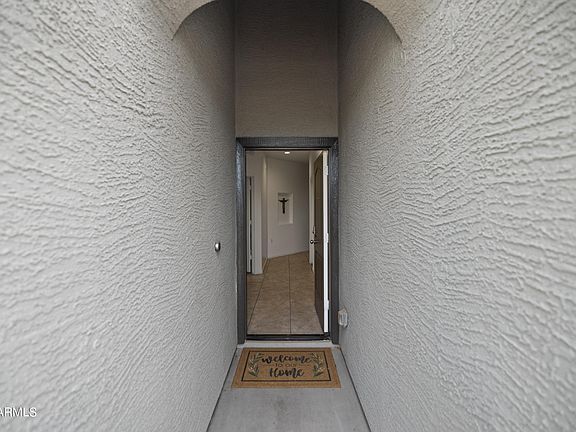 4th image of 30787 W WELDON Avenue