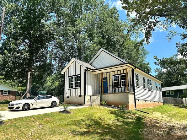 2350 14th Street Ct NE, Hickory, NC 28601