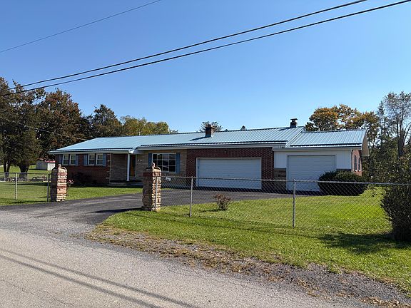 3rd image of 82 Rainbow Rd