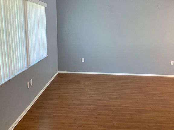 4th image of 3340 Gulf Breeze Ter
