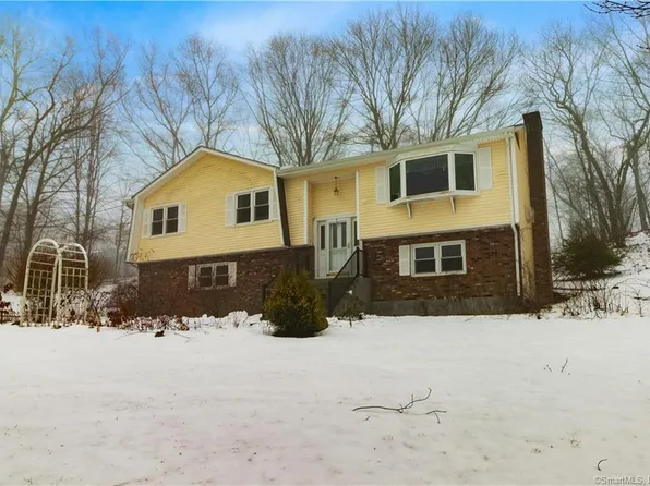 11 Maynard Road, Salem, CT 06420