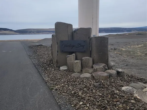 410 Vantage Bay Loop, Vantage, WA 98950