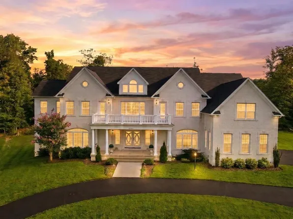 9683 Alexandra Nicole Dr, Lorton, VA 22079