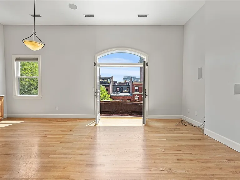 403 Marlborough St #13C — Photo 3