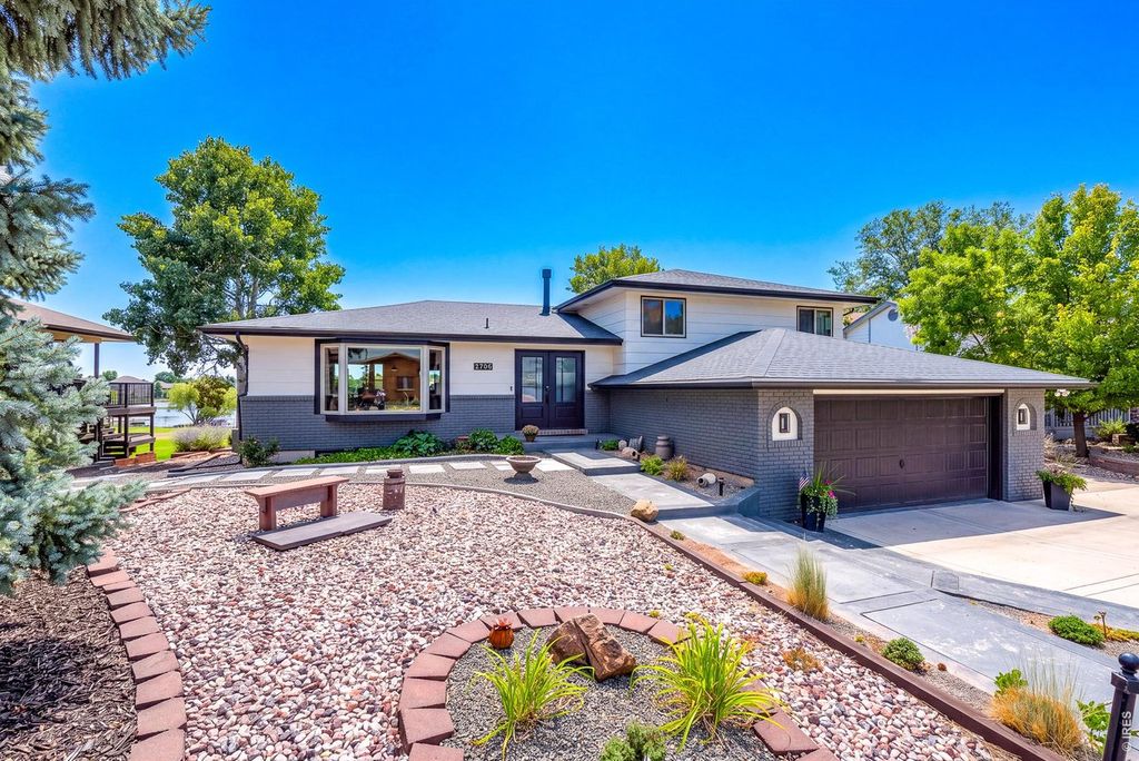 2706 Farisita Dr