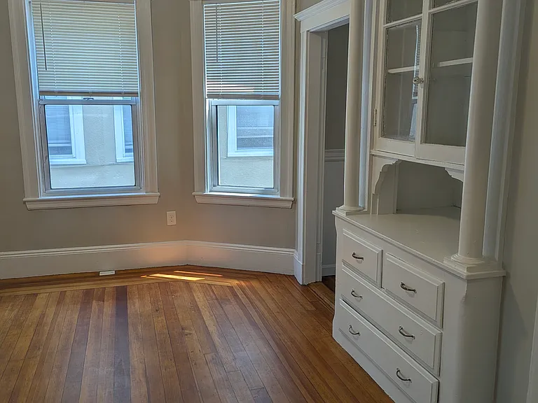 42-44 Leach St #44-1 — Photo 7