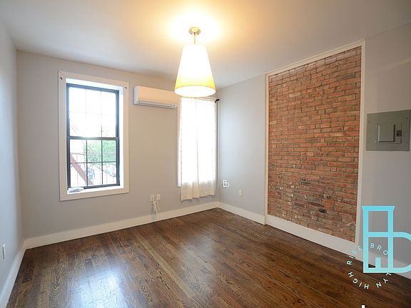 5th image of 419 Throop Ave APT 2L