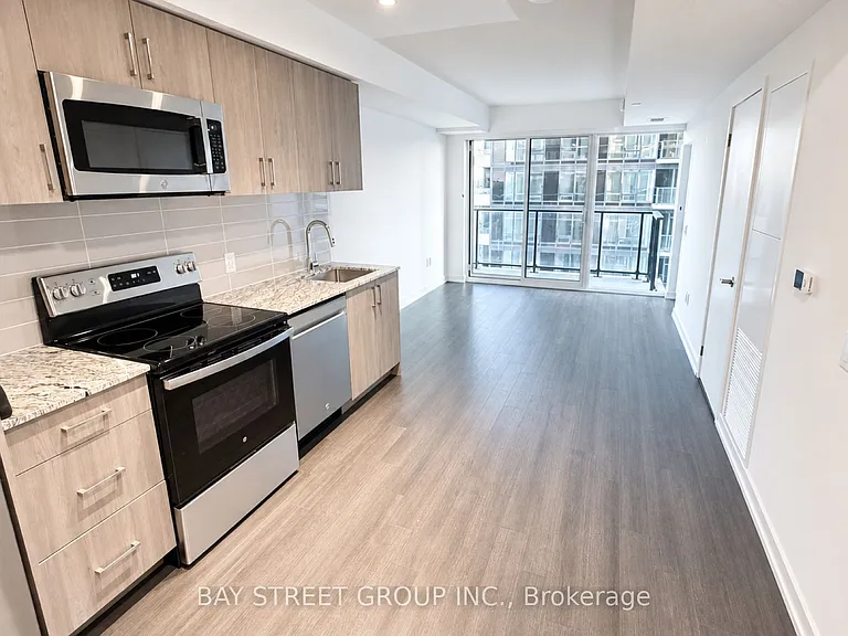 4010 Eglinton Ave W #1016 — Photo 3