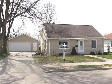 2nd image of 619 W McKinley Ave