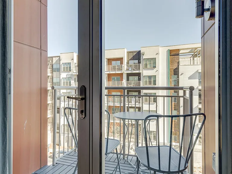 2115 Yeaman Pl #432 — Photo 86