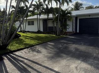 1370 SW 32nd St, Fort Lauderdale, FL 33315