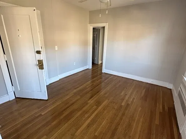 2532 Q St NW APT 31, Washington, DC 20007