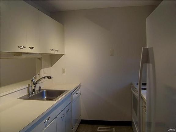 4th image of 10477 Corbeil Dr