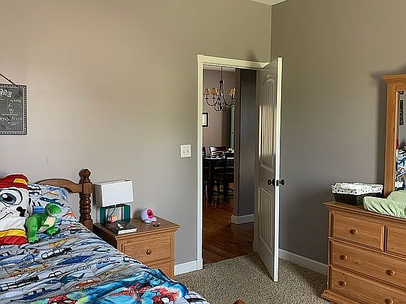 3rd image of 302 Breeze Dr