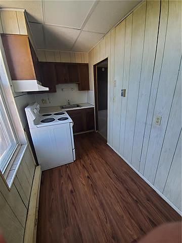 2nd image of 821 W Washington St #2S
