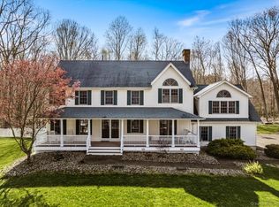 13 Christina Ct, Clinton, CT 06413